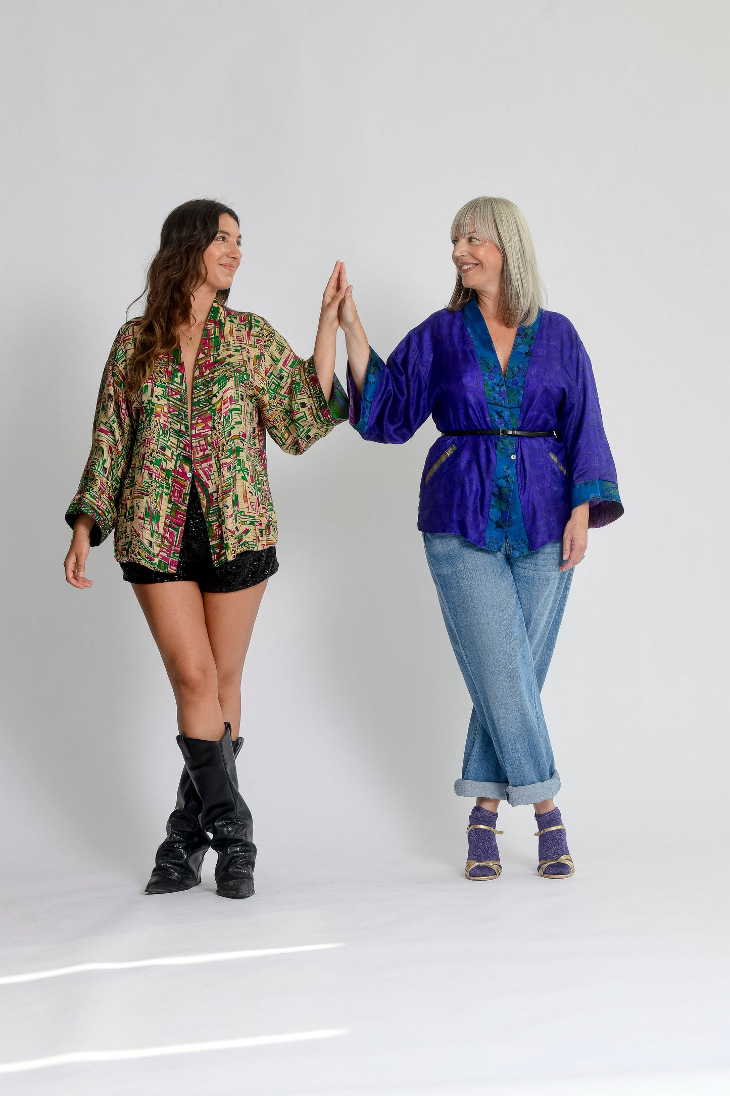 AVATARA Kimono court réversible en soie