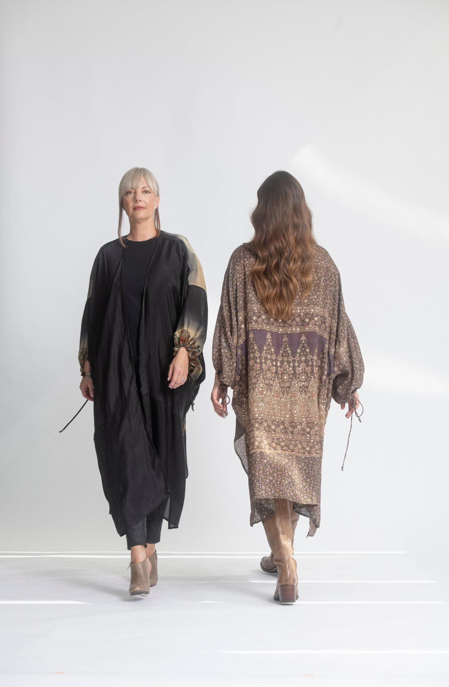 BLUE, KIMONO LONG EN SOIE RECYCLÉE