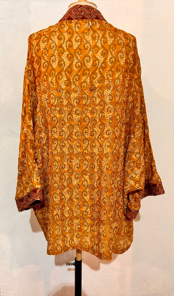 BINDI, KIMONO MI-LONG EN SOIE