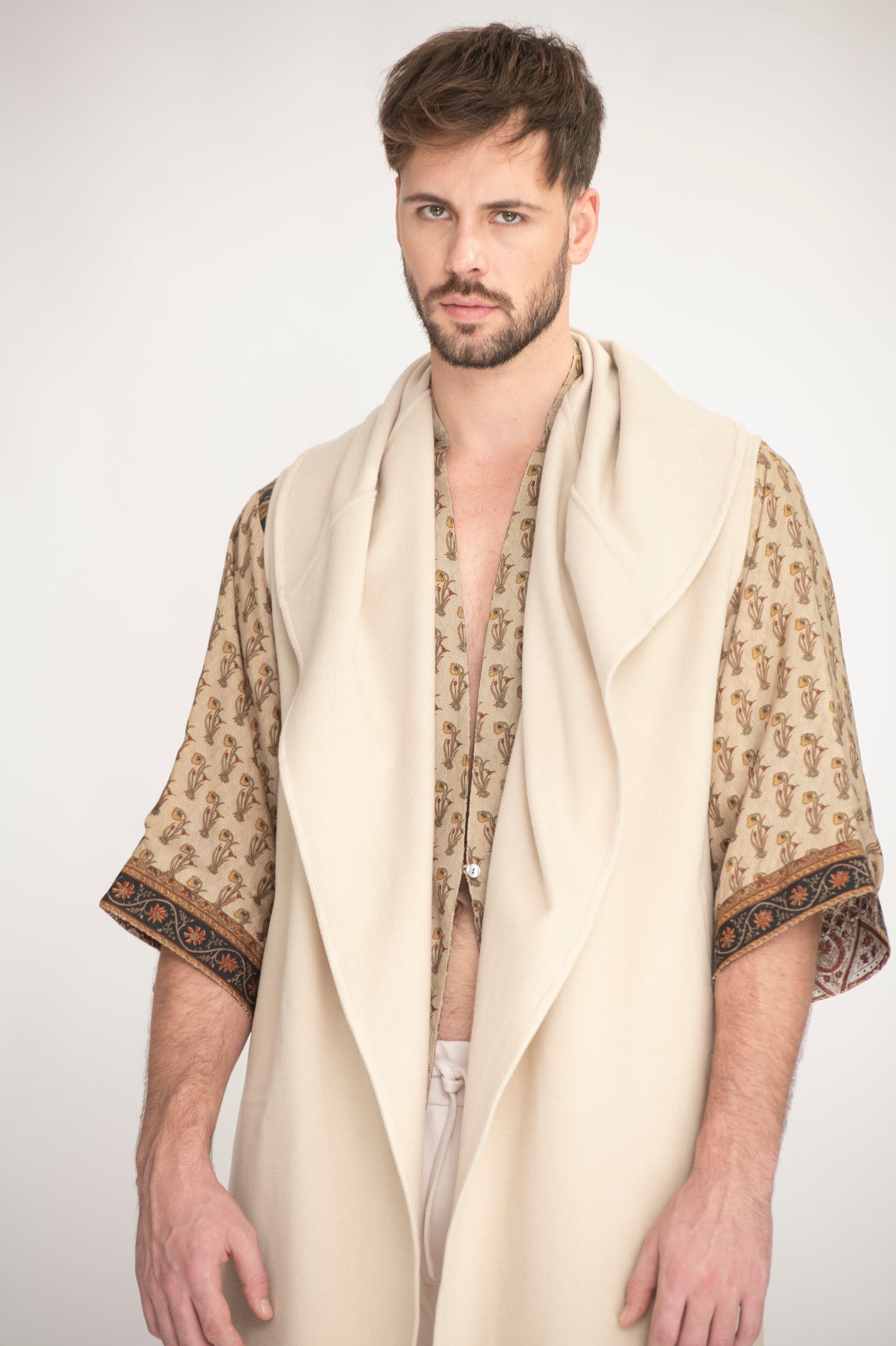 AVATARA Kimono court réversible en soie