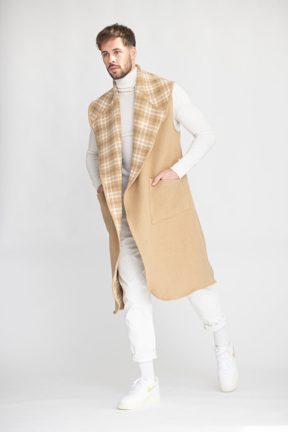 MODELE AMOR AMOR Manteau sans manches réversible lainage double face carreaux beige/écru
