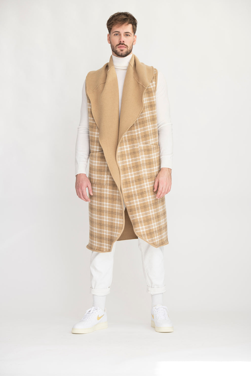 MODELE AMOR AMOR Manteau sans manches réversible lainage double face carreaux beige/écru