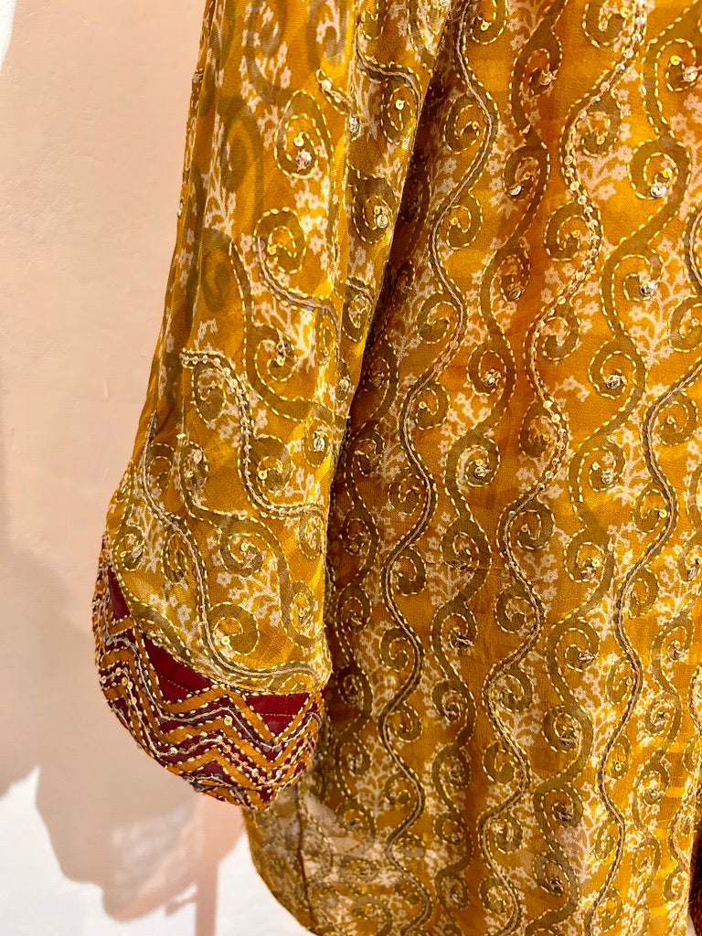 BINDI, KIMONO MI-LONG EN SOIE