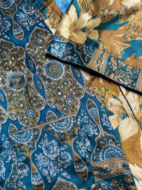 AVATARA Kimono court réversible en soie