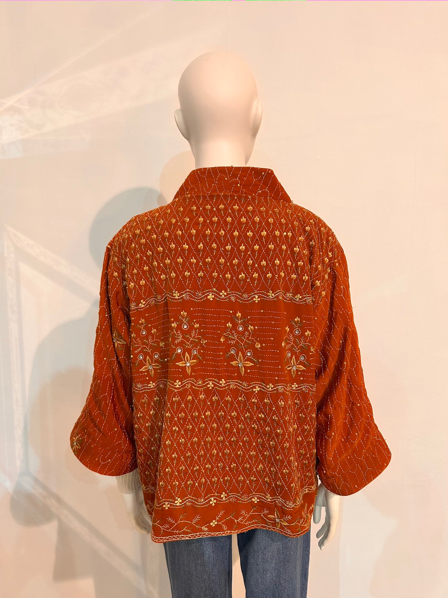 AVATARA KIMONO/VESTE REVERSIBLE EN SOIE BRODÉE