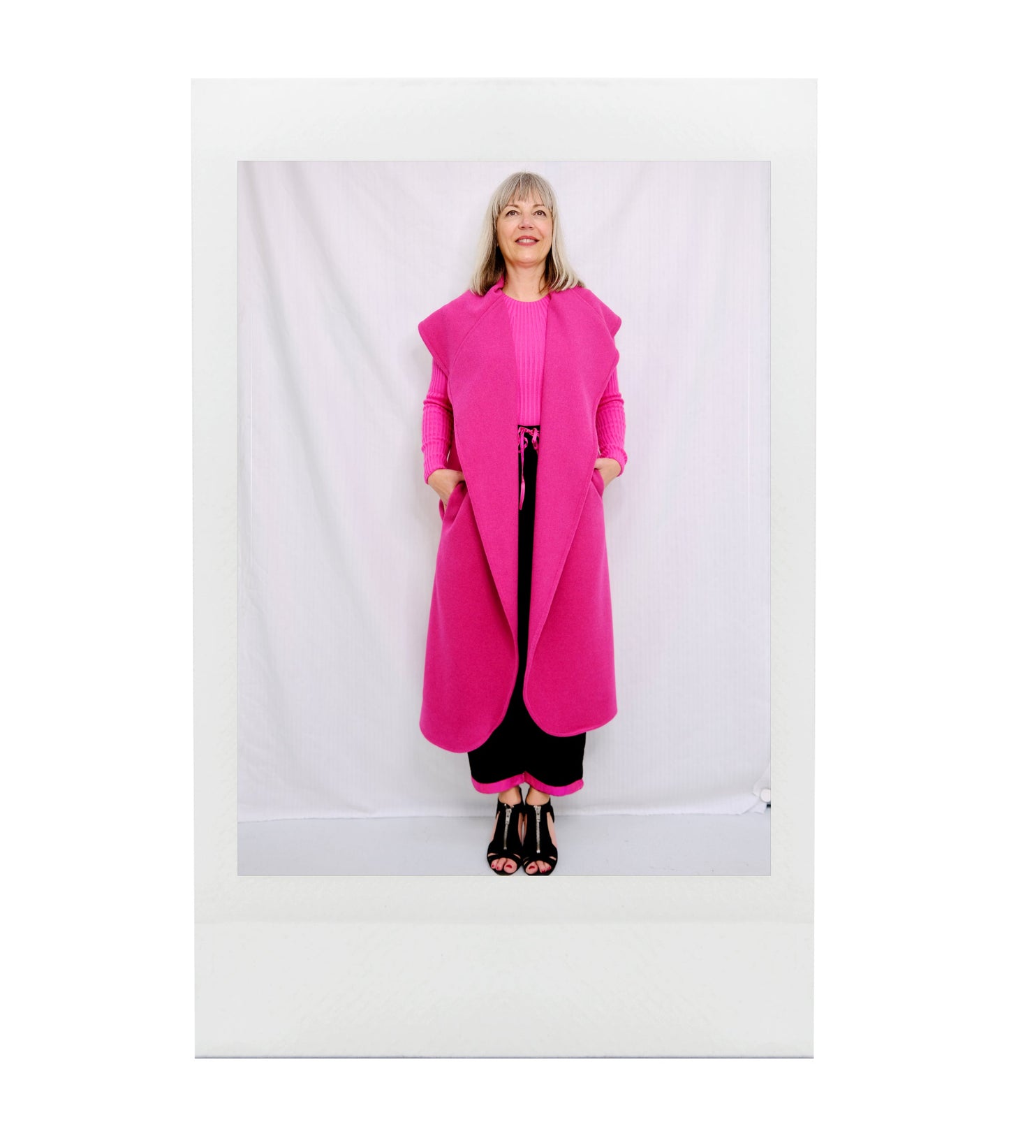 AMOUR Manteau long sans manche en laine