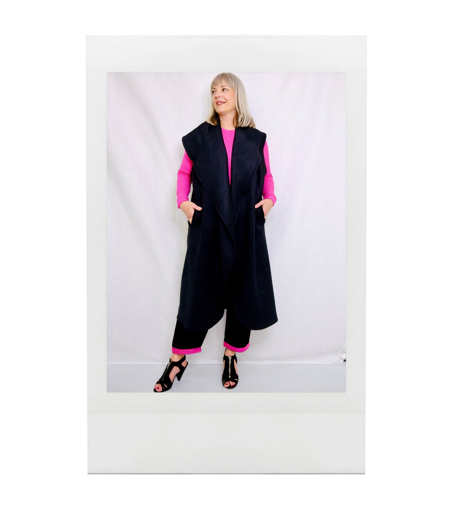 AMOUR Manteau long sans manche en laine