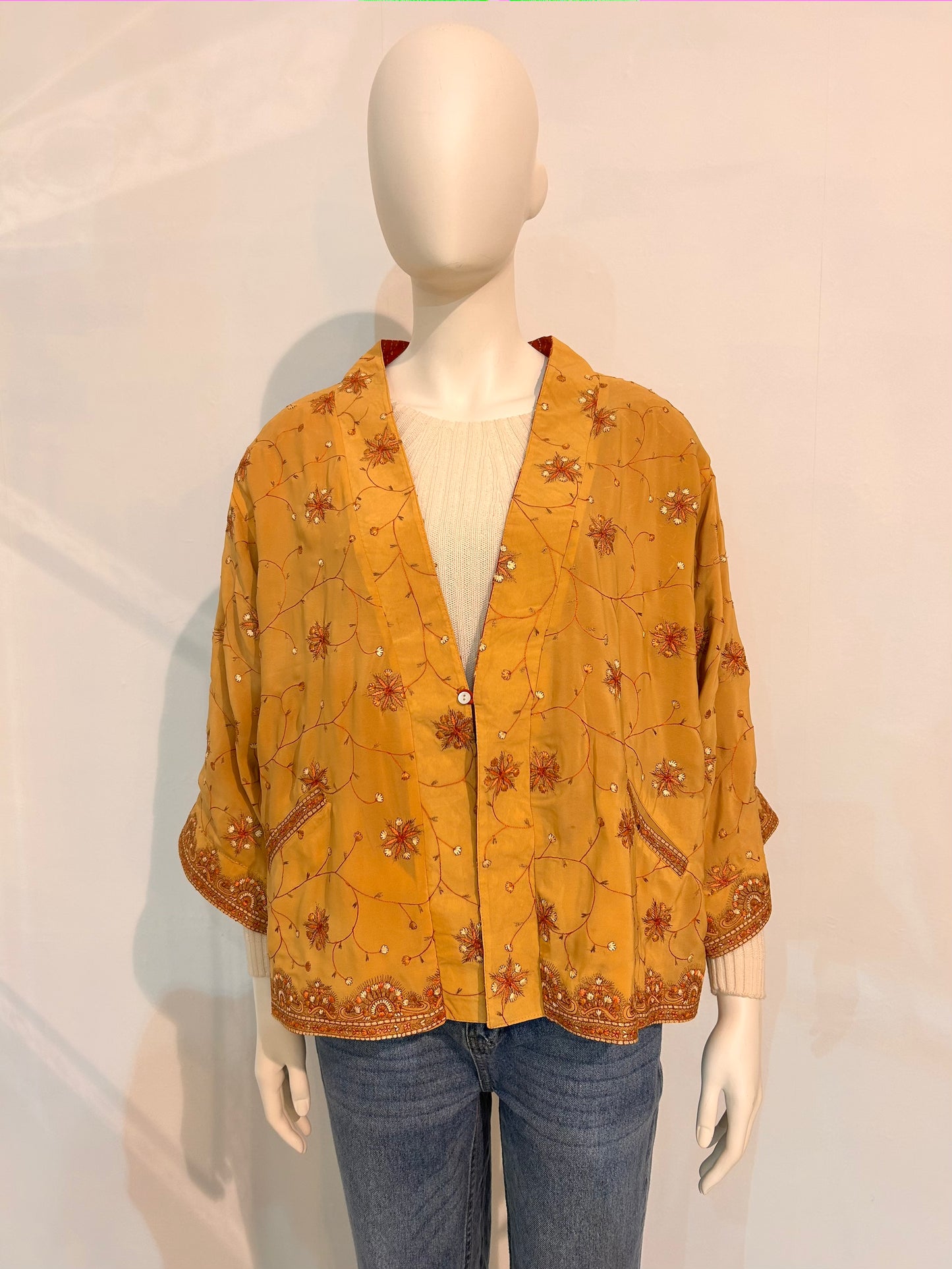 AVATARA KIMONO/VESTE REVERSIBLE EN SOIE BRODÉE